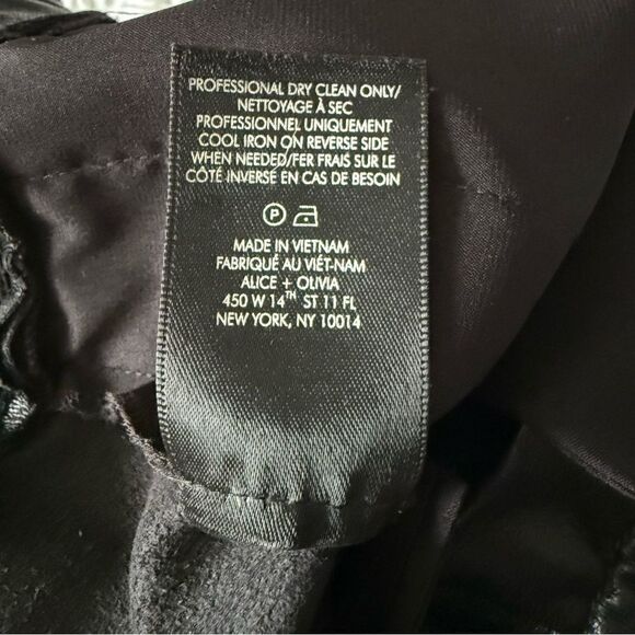 Alice + Olivia Black Faux Leather Ankle Crop Pants with Paper Bag Waist Size M - Picture 7 of 9